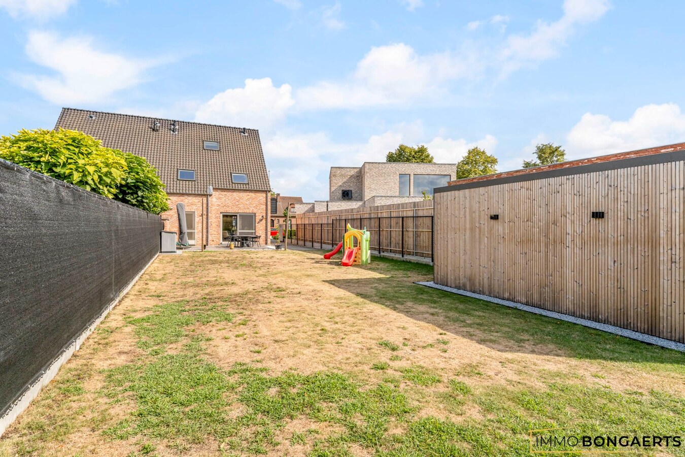 Instapklare woning met 3 slaapkamers 