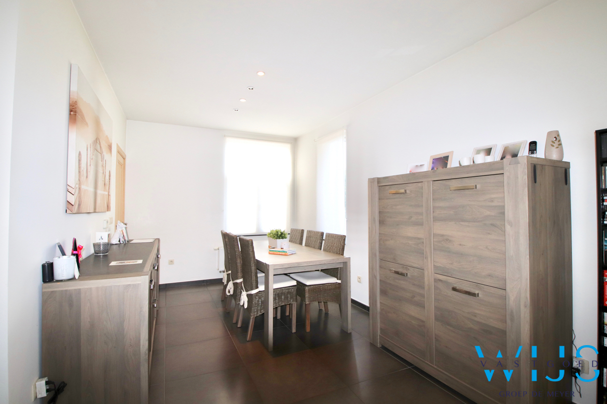 Instapklaar en gezellig woonhuis met 2 slaapkamers en tuin ! 