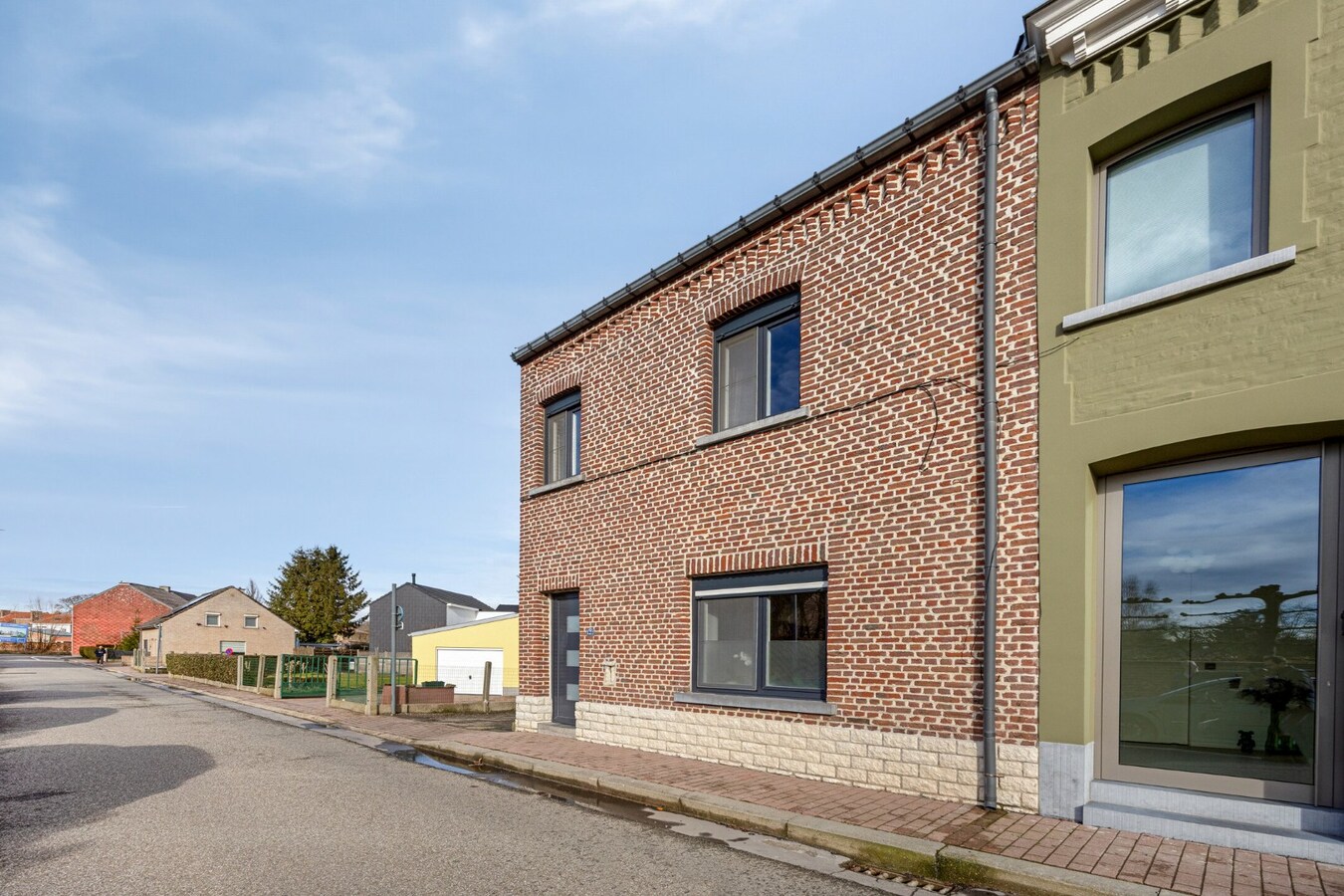 Halfopen bebouwing met 3 slaapkamers te Hoegaarden 