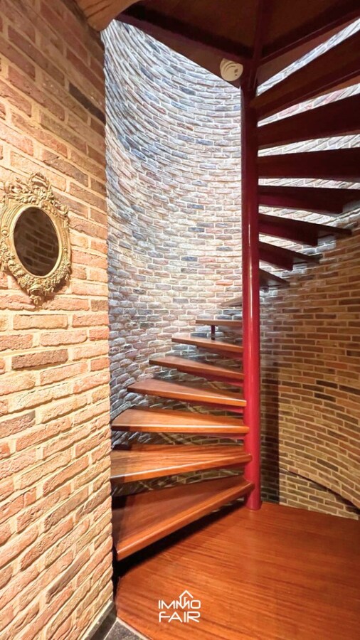 Stijlvol woon- en handelshuis met charmante stadstuin 