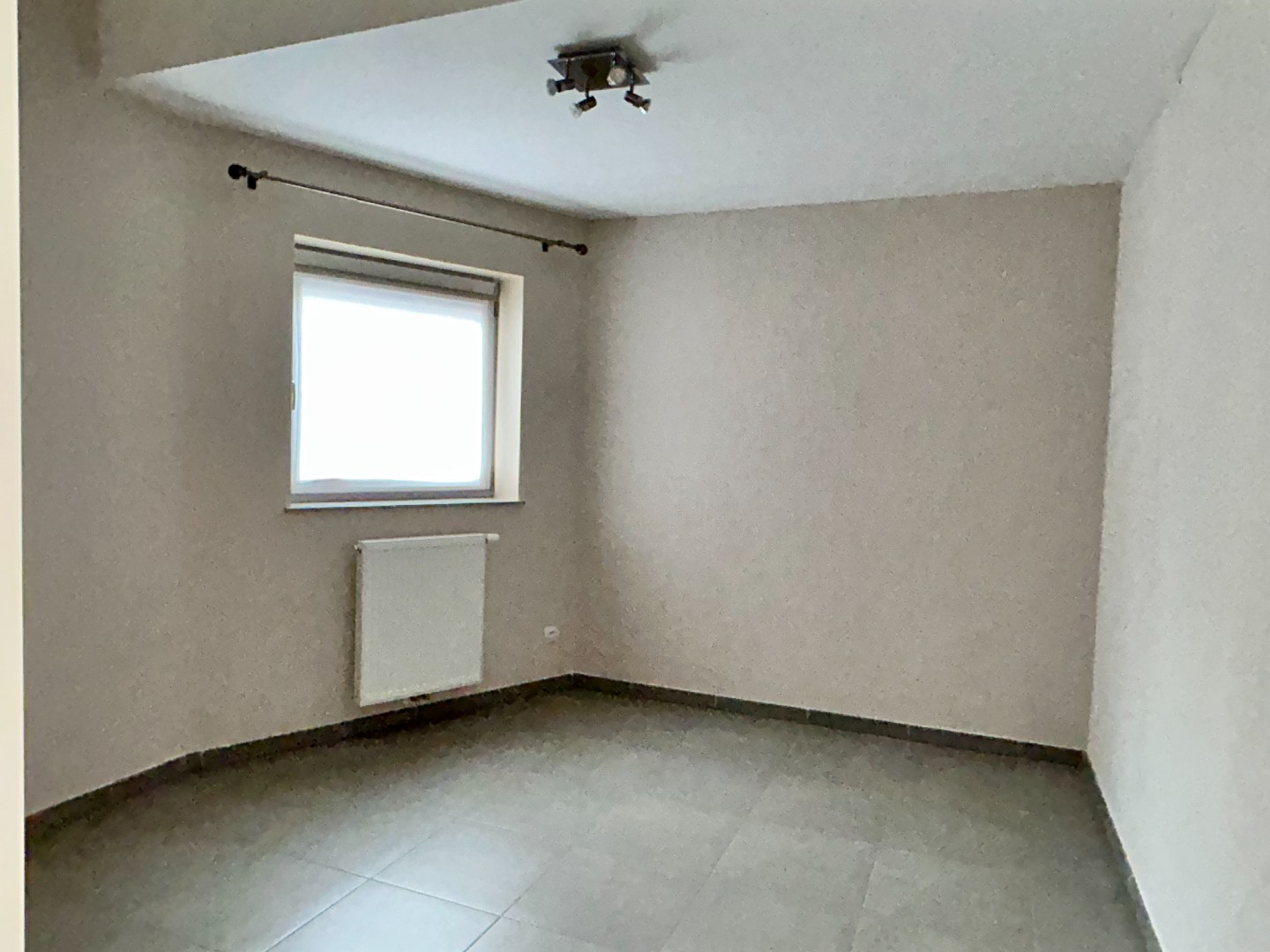 Gelijkvloers appartement van 106m² met garage en autostaanplaats 