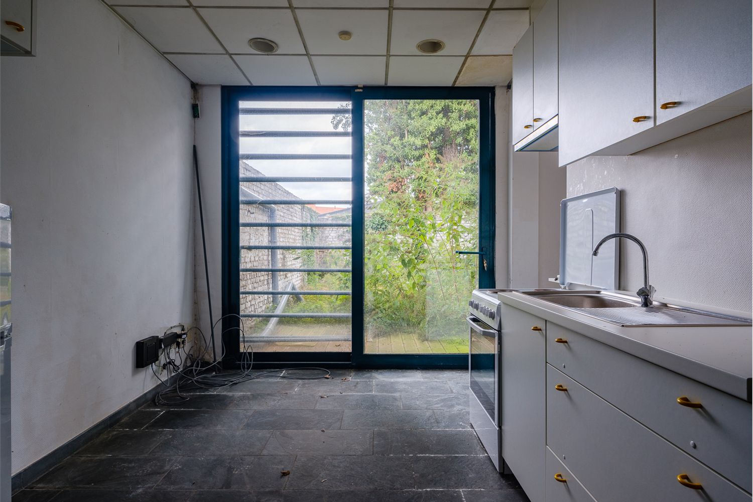 Opbrengsteigendom gelegen te Rooigemlaan! 