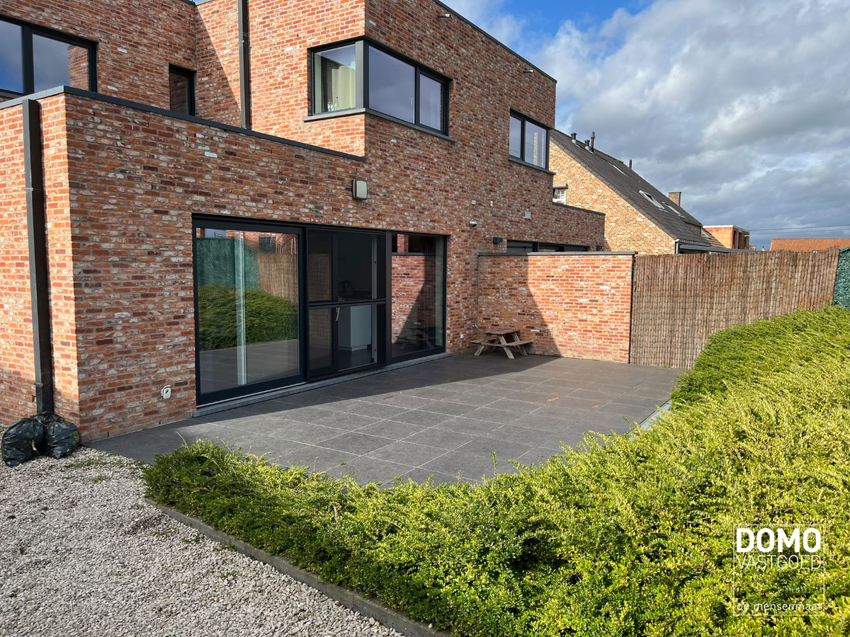 MODERNE ENERGIEZUINIGE WONING MET 3 SLAAPKAMERS EN RUIME TUIN IN SCHAKKEBROEK 