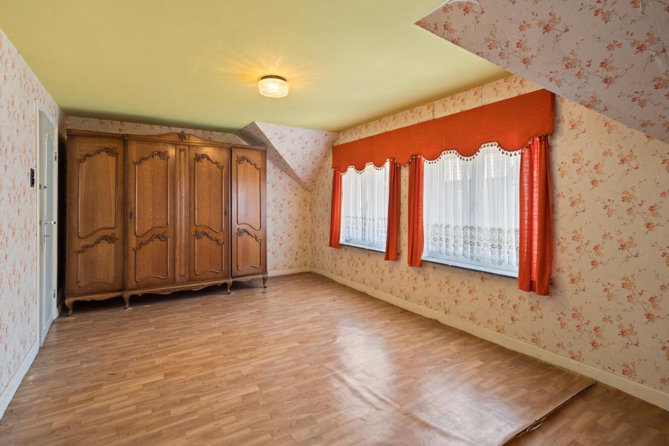 Verrassend ruime woning met zonnige tuin en garage 