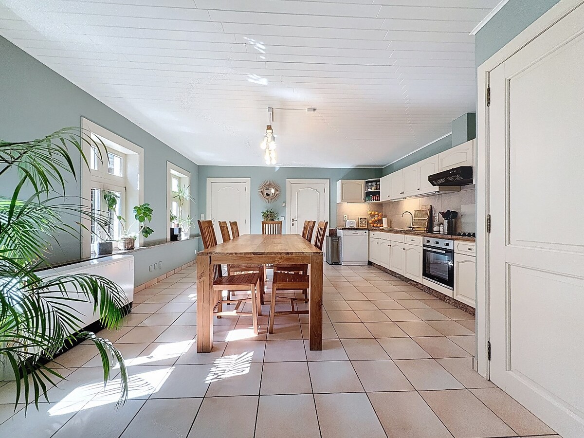 Charmante en instapklare woning in doodlopend straatje te Velzeke 