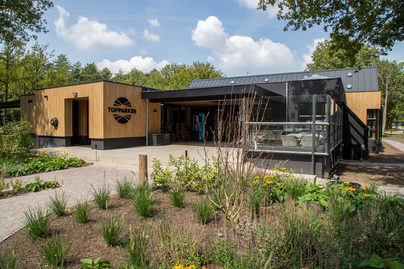 Instapklare recreatiewoning op park 'Brabantse Kempen' te Lage Mierde. 