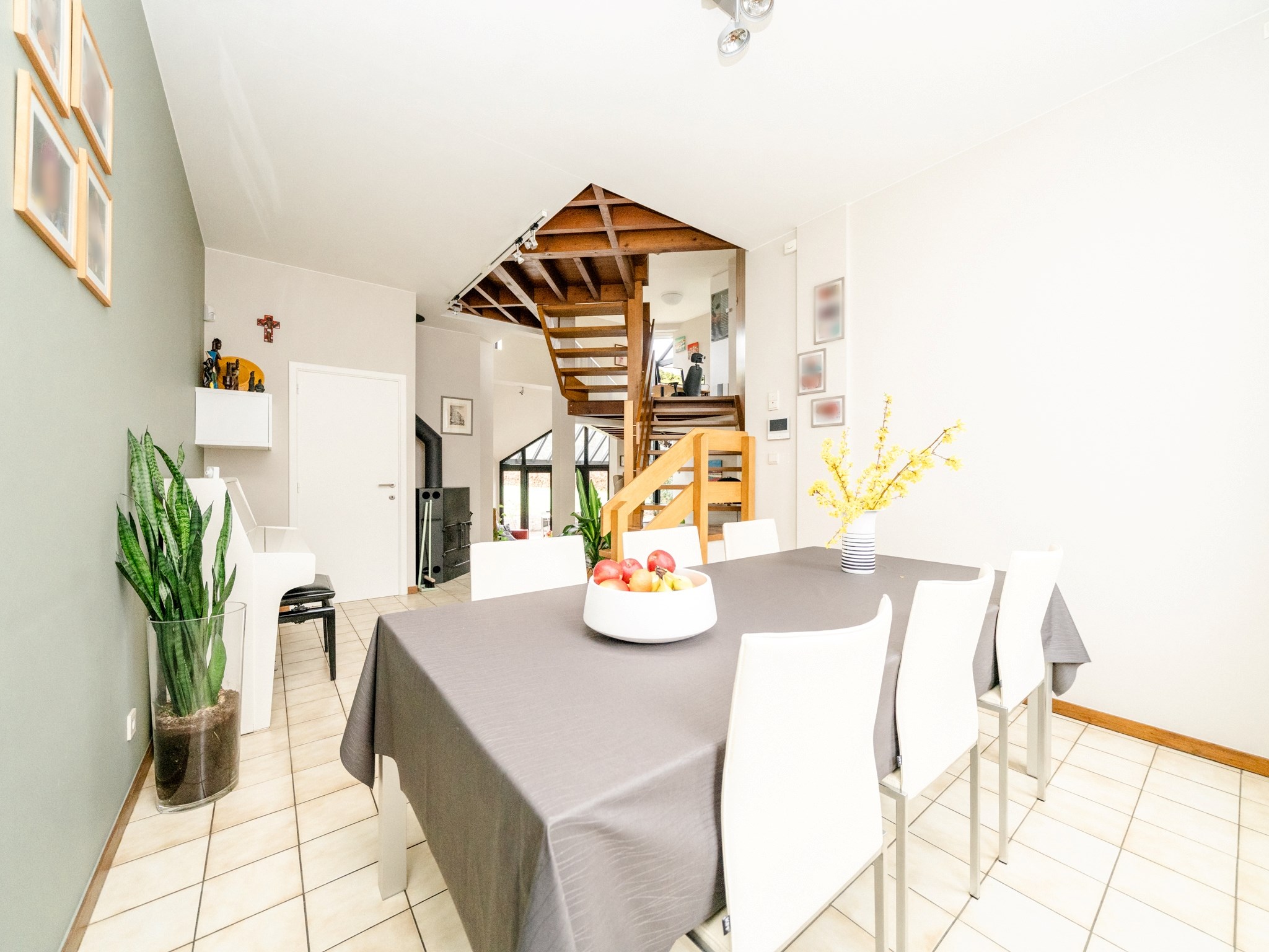 Energiezuinige woning met 5kamers, 2 bdk en prachtige tuin 