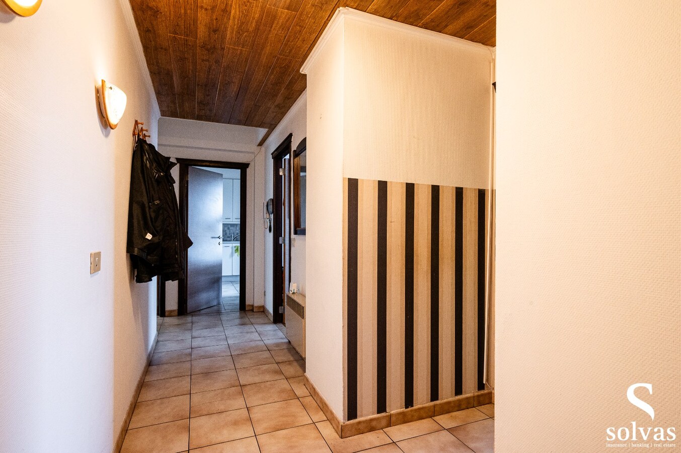 Gezellig twee slaapkamer appartement mét garage op toplocatie te centrum Aalter 