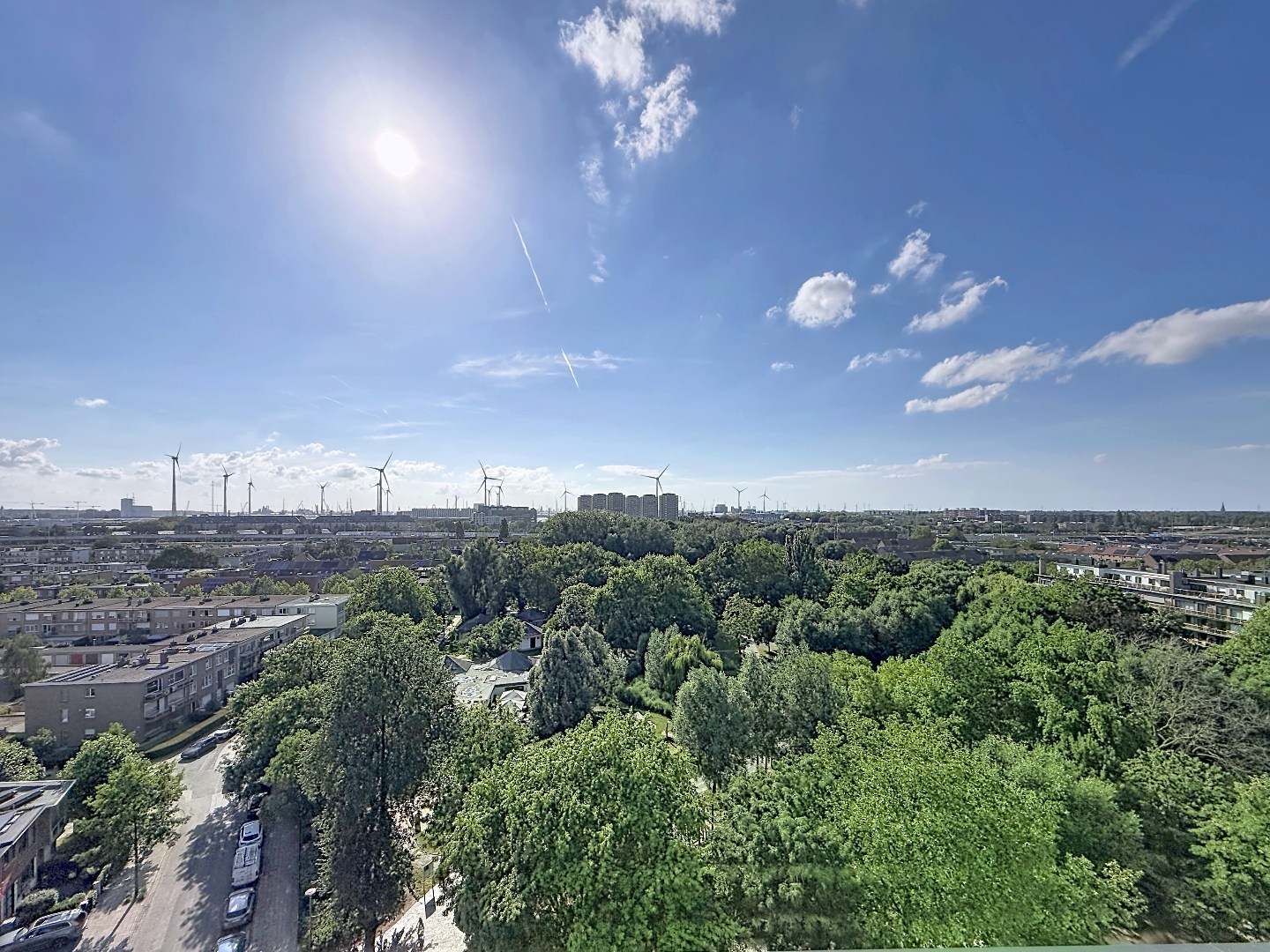 Fantastisch appartement op de 10de verdieping met adembenemend uitzicht en westgericht terras 