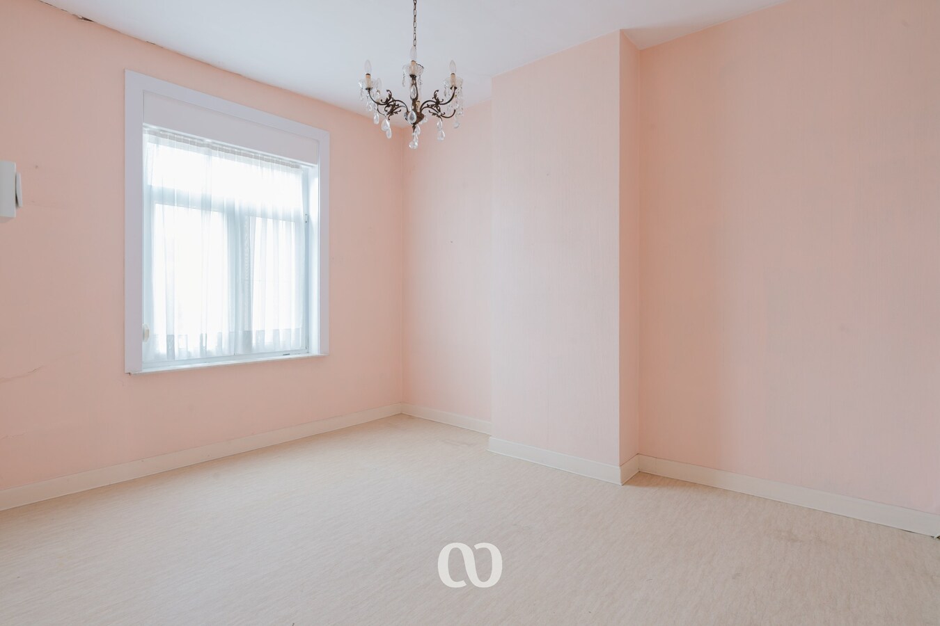 Ruime woning op centrale ligging te Ronse 