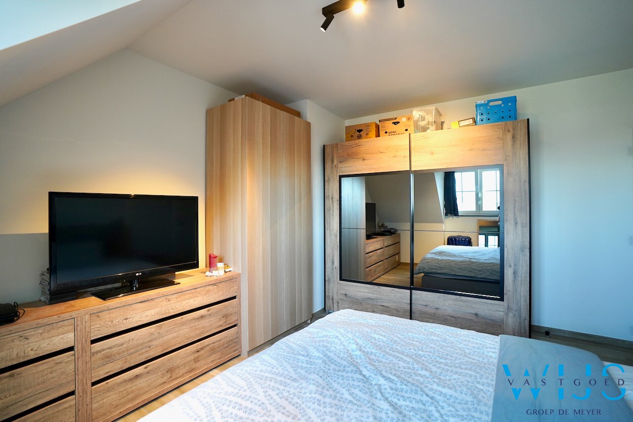 Instapklaar appartement met 2 slaapkamers &amp; terras te ASSENEDE ! 