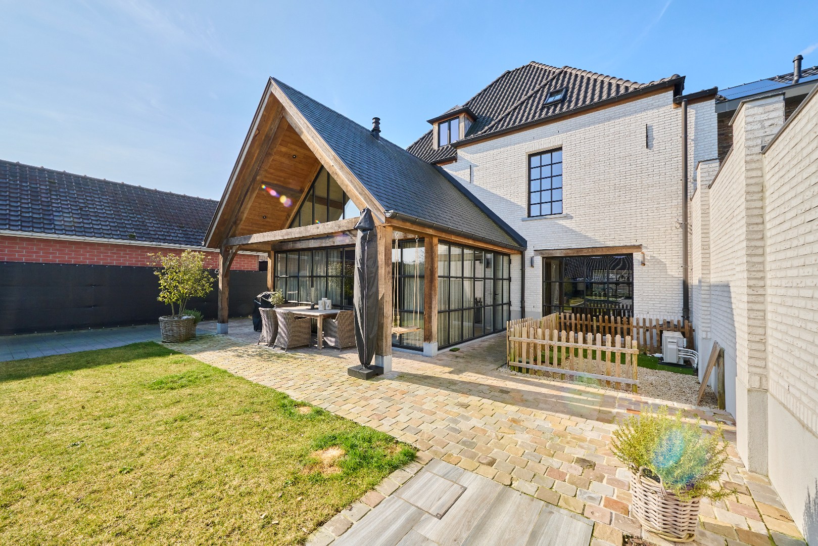 Aangenaam overdekt terras