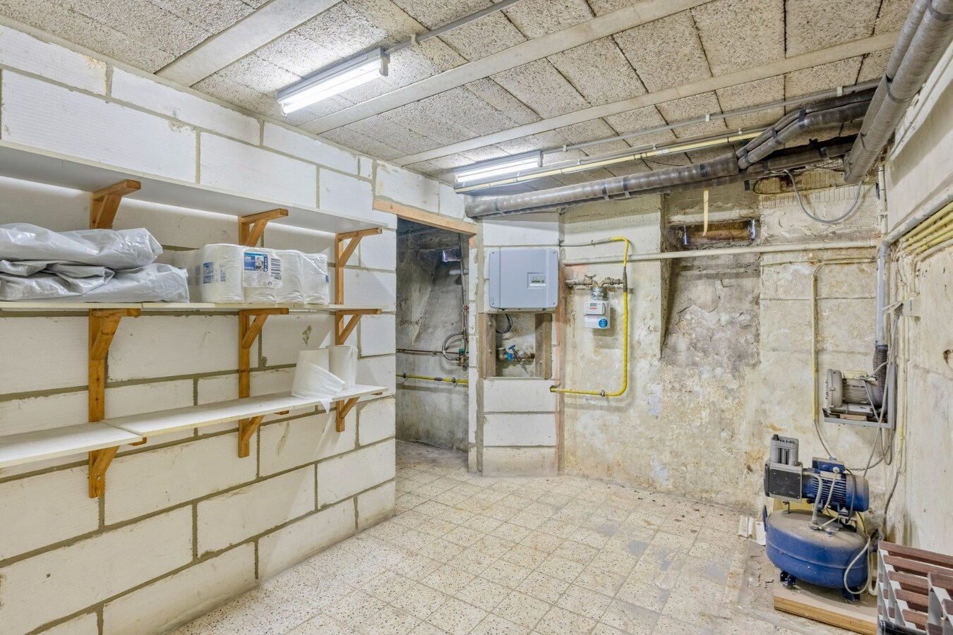 Luxe herenhuis met praktijkruimte in Niel-bij-As 