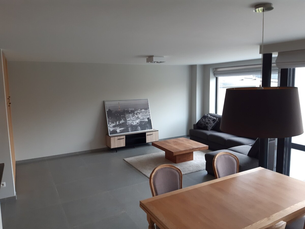 Uitstekend gelegen BEN-appartement in hartje Asper. 