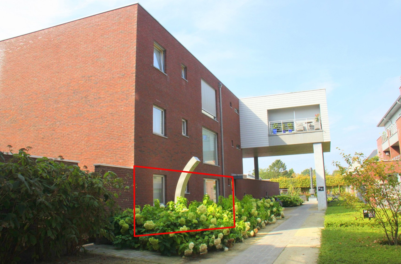 Prachtig nieuwbouwappartement met groot terras 