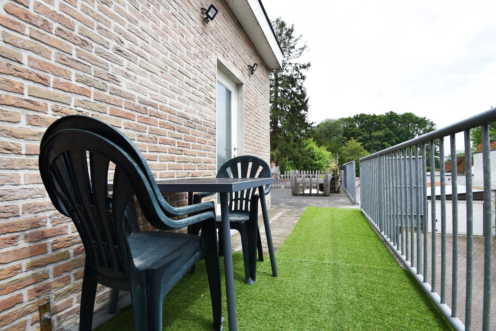 Ruim appartement met 3 slaapkamers te centrum Maldegem. 