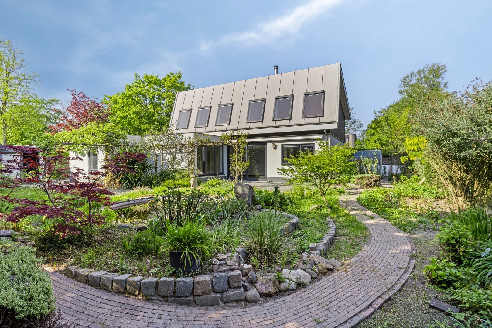 Wonen aan het water – Royale vrijstaande villa op steenworp afstand van het Veerse Meer. 