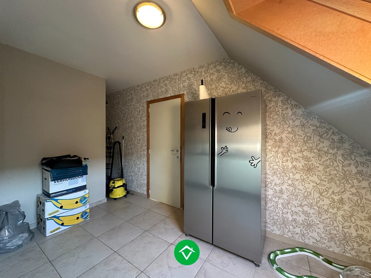 Appartement met 3 slaapkamers en garage te Eernegem 