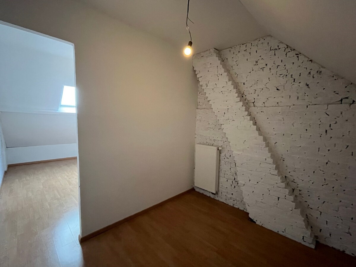 Ruime, energiezuinige gesloten bebouwing in centrum Gavere 