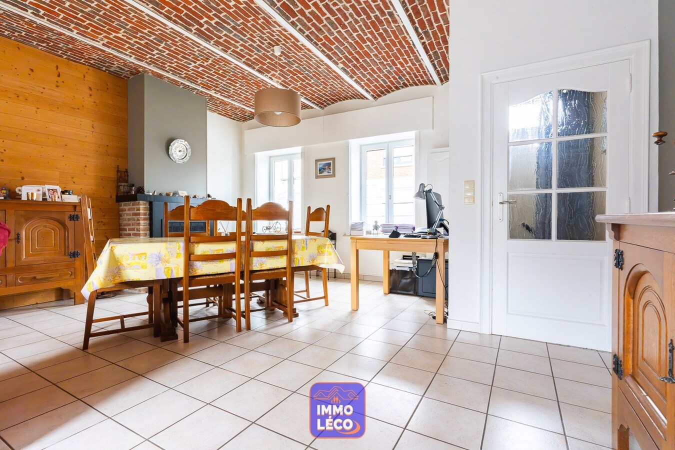 Maison idéalement située à Dottignies avec terrasse. 