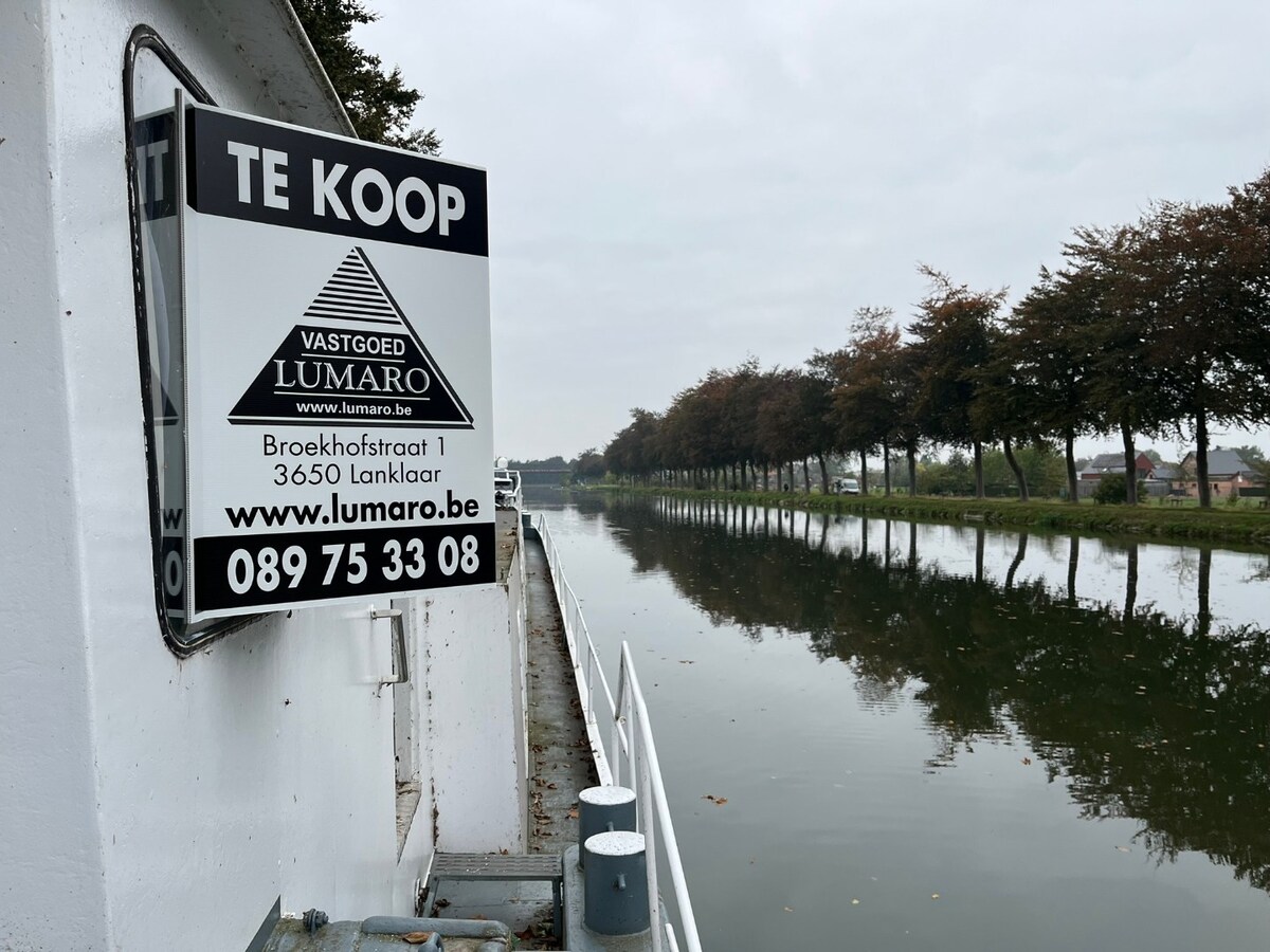Wonen op het water – Woonboot op de Zuid-Willemsvaart 
