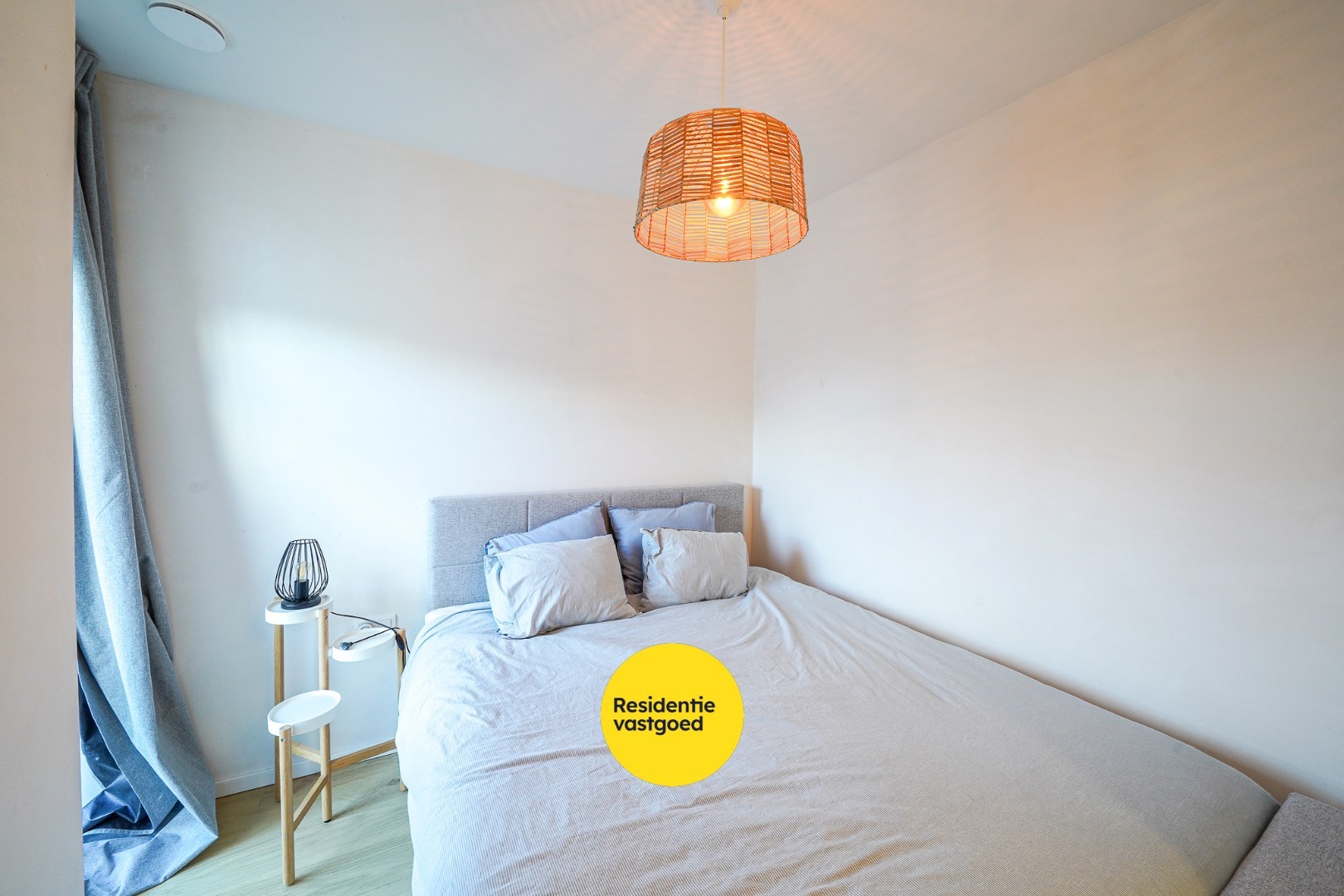 Recent en energiezuinig appartement met autostaanplaats in Bredene 