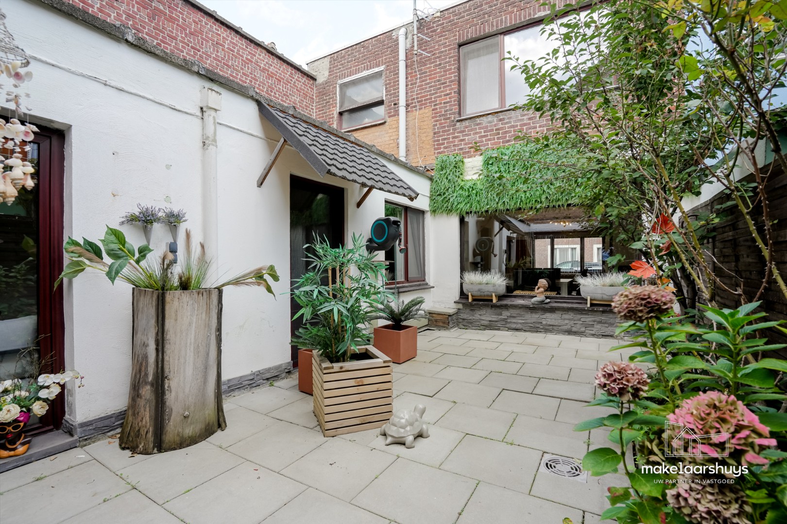 Ruime rijwoning met 3 slp. en tuin 