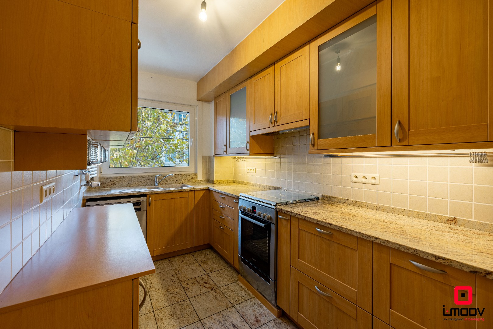 Ruim, stijlvol en uitzonderlijk gelegen 3-slaapkamerappartement aan Gent-Sint-Pieters 