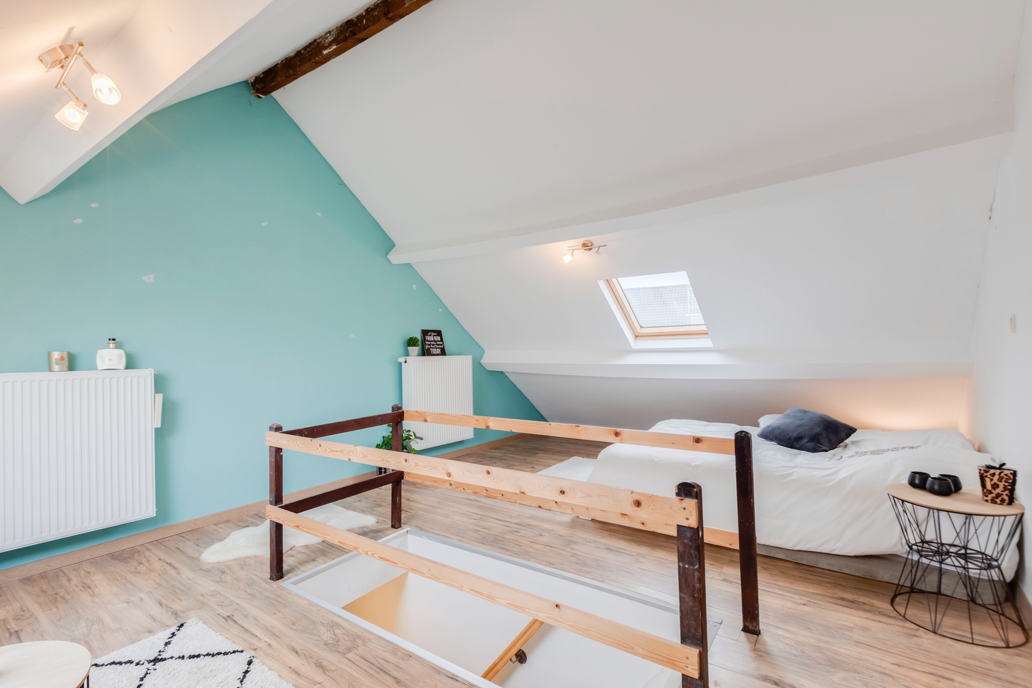 instapklare rijwoning met uitstekende ligging en tuin 