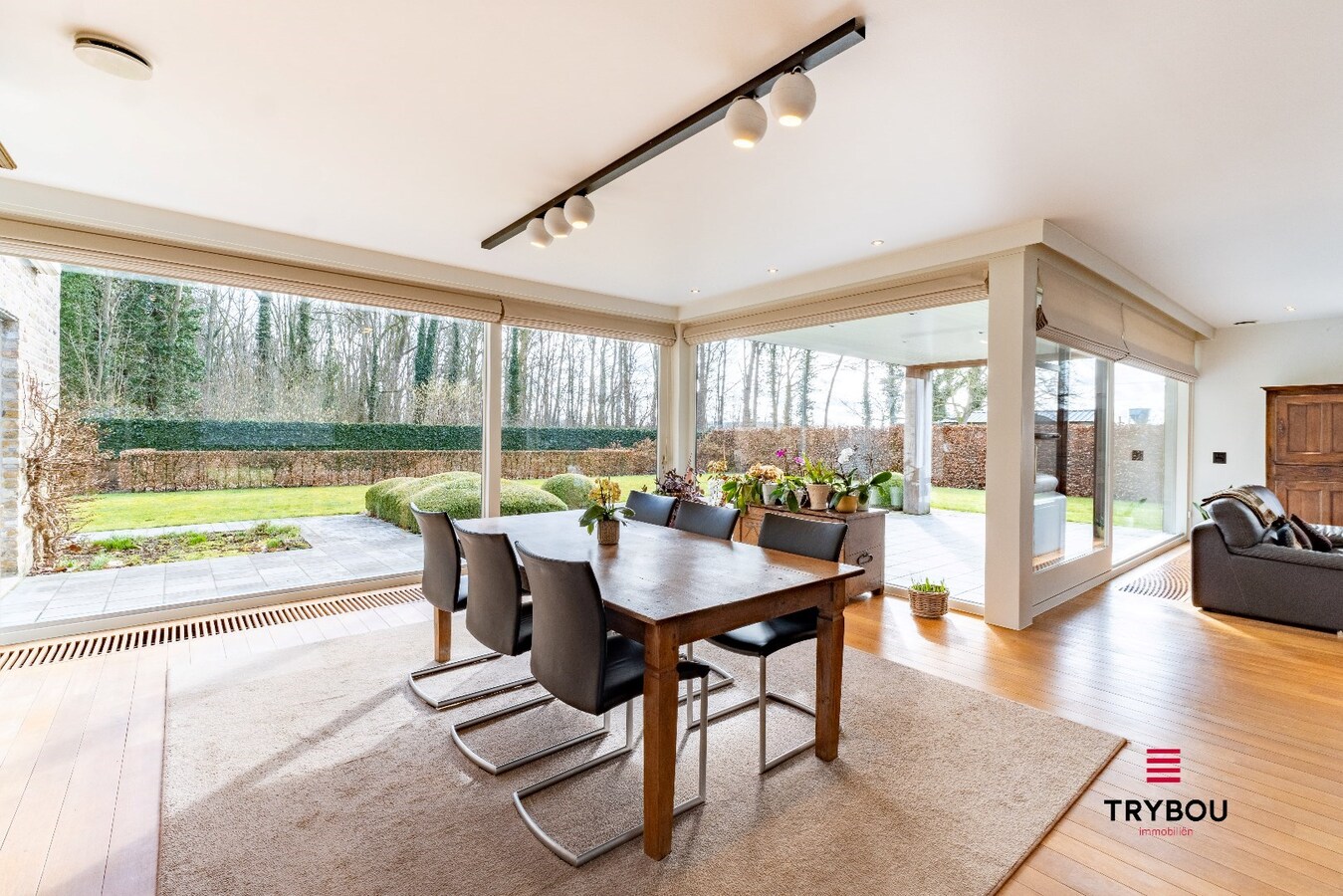 Exclusieve villa aan de bosrand te Houthulst 