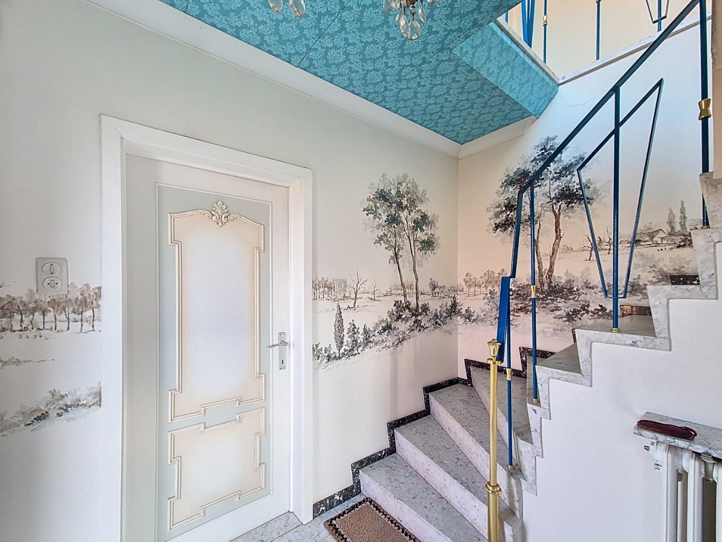 Halfopen woning met 4 slpk 