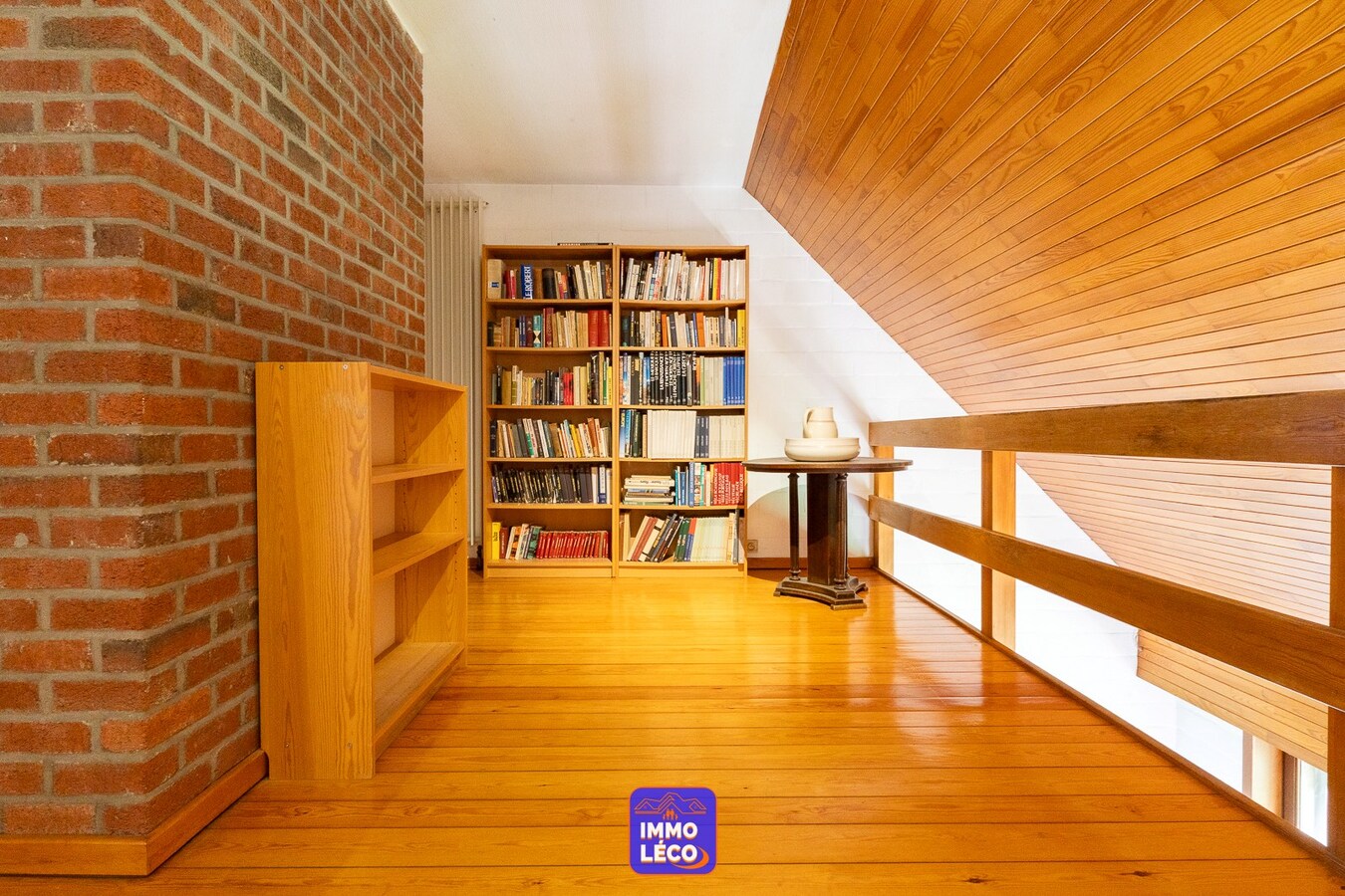 Maison d'architecte avec profession libérale, double garage, jardin, CENTRE-VILLE ! 