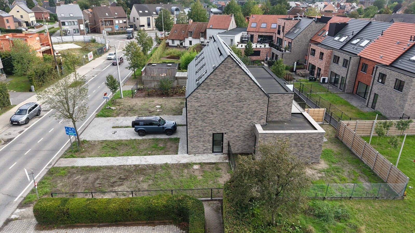 BEN nieuwbouwwoning (E-peil E30) met 3 slaapkamers in het centrum van Zoersel 