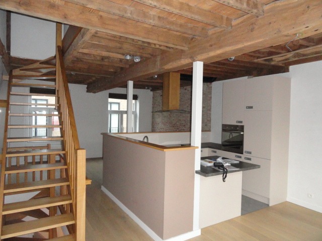 Ruime woning met garage 