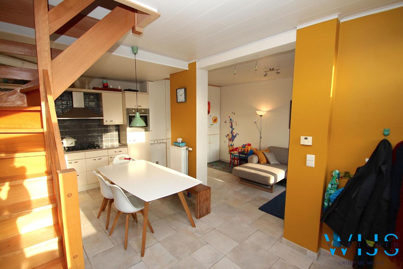 Knusse, instapklare starterswoning te Drongen ! 