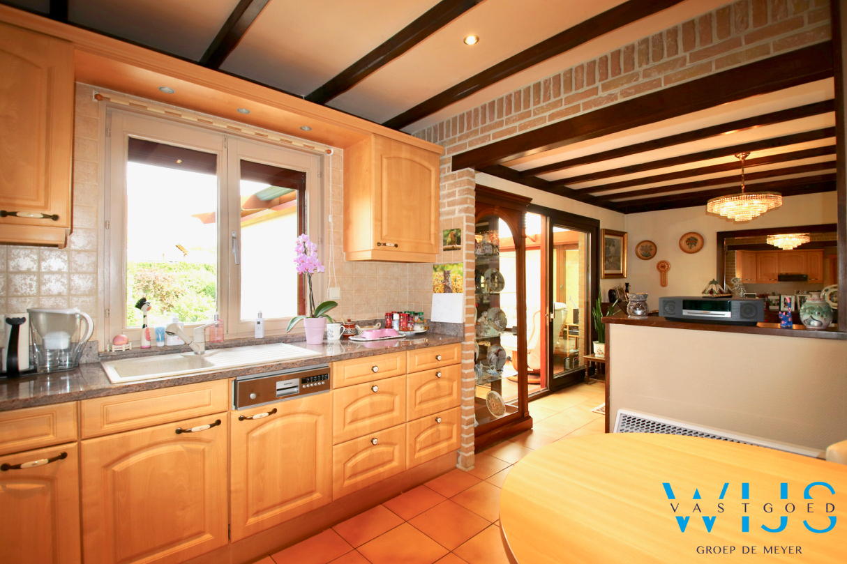 Enorm rustig &amp; goed gelegen woonhuis te Ertvelde ! 