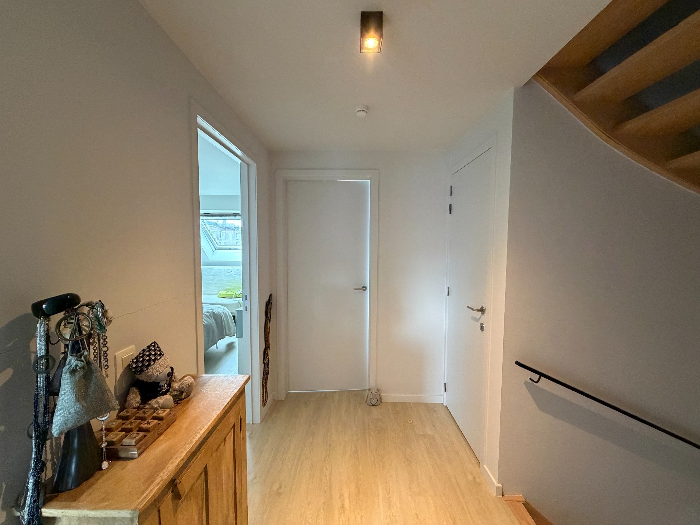 Rustig gelegen rijwoning met 3 slaapkamers, garage en zonnepanelen – Herdersstraat 33, Zulte 