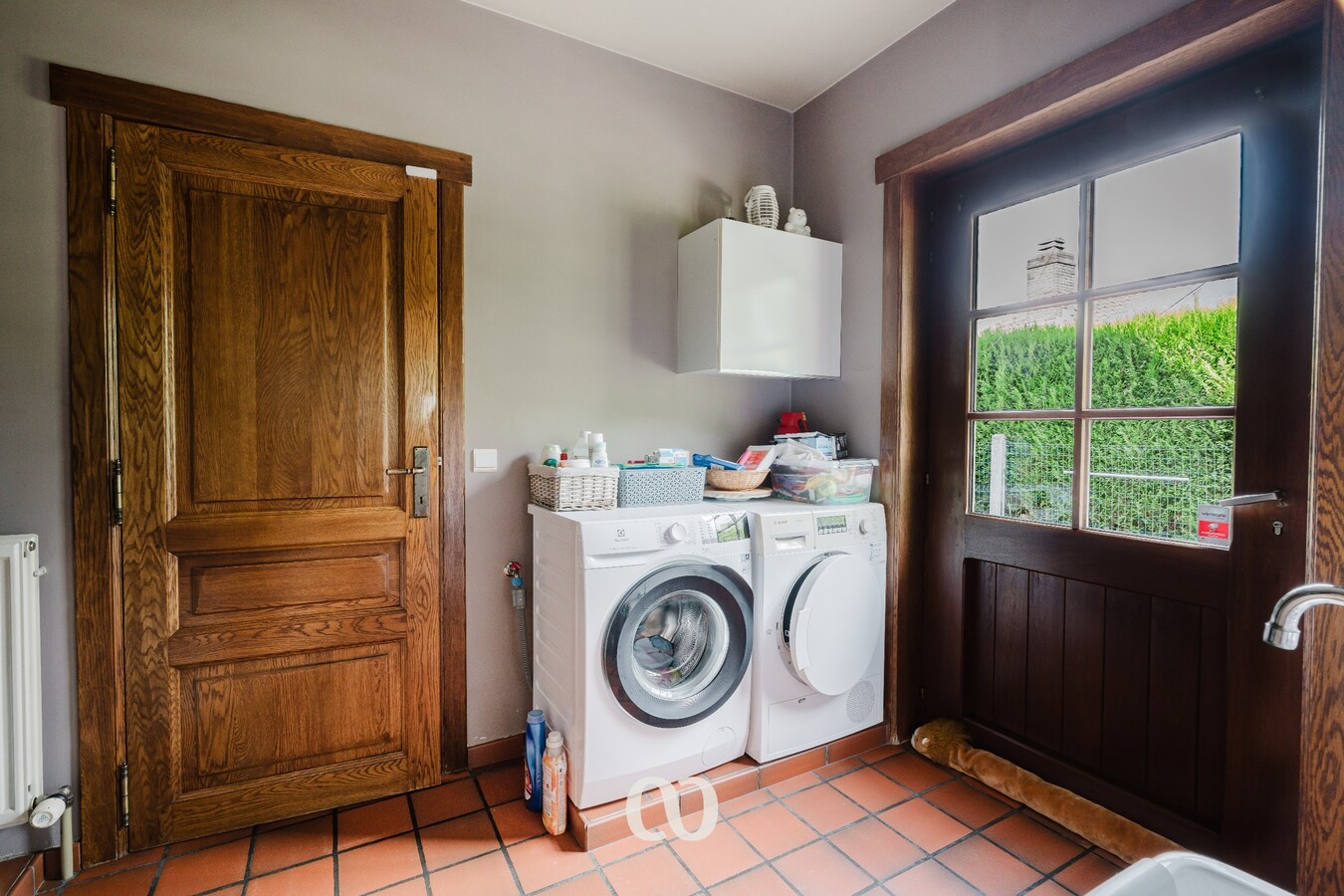 Prachtig onderhouden gezinswoning met 4 slaapkamers 