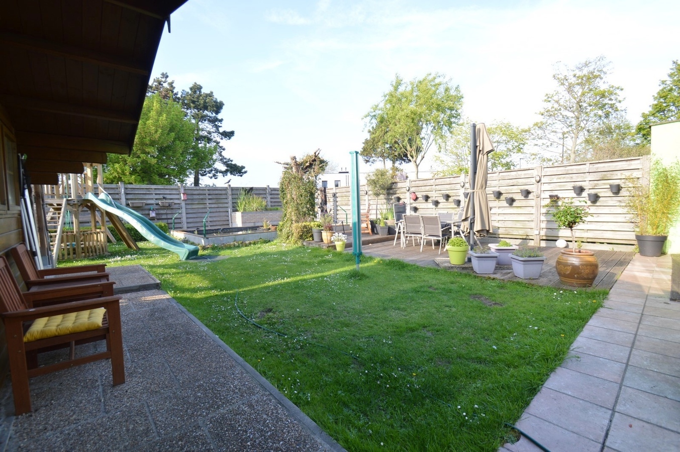 Woning met 4 slaapkamers op zeer rustige ligging - Heist 