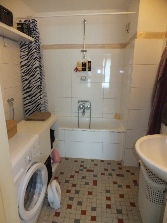 Gelegen in een kleinschalig appartementencomplex in de wijk Heikant leuk appartement op de tweede verdieping. 