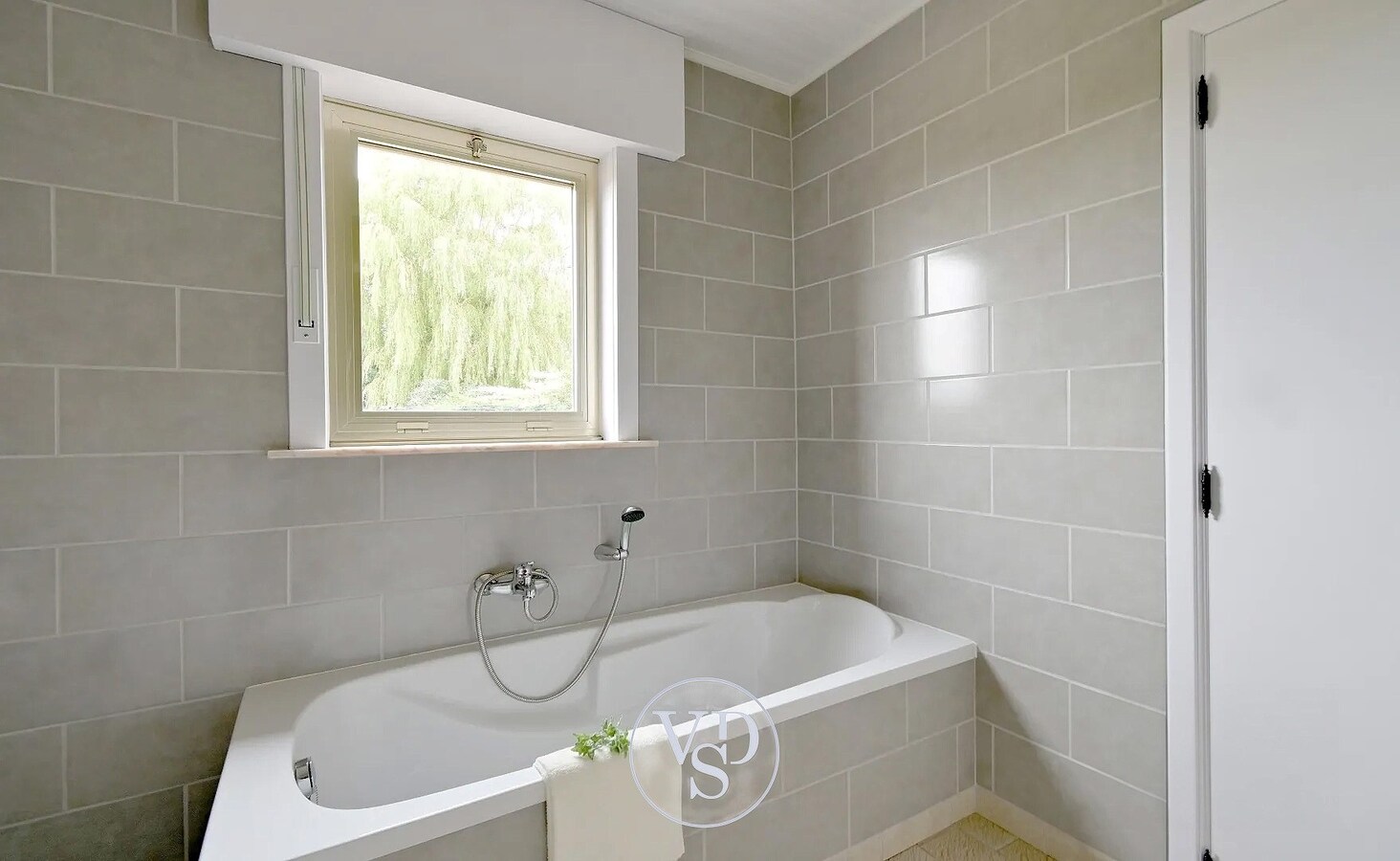 Ruime, degelijke woning 