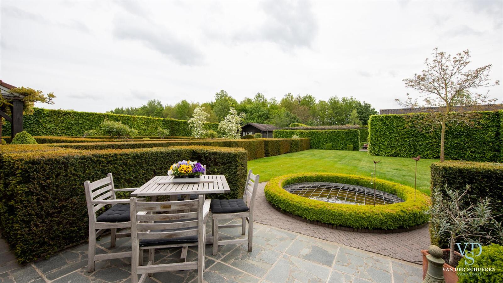 Zeer energiezuinige villa met unieke ligging (Kruisembos). 