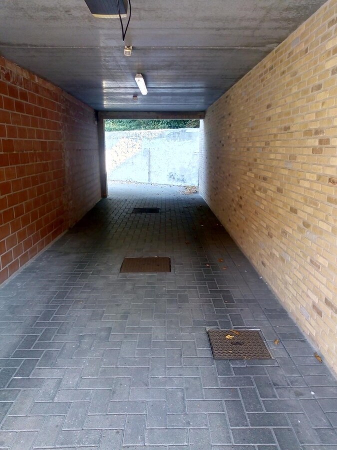 Gelijkvloers appartement met 1 slaapkamer en autostandplaats te Gistel 