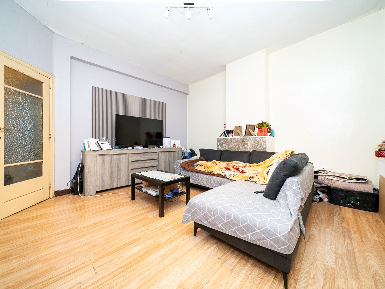 2-kamer appartement in de buurt van Tour &amp; Taxis 