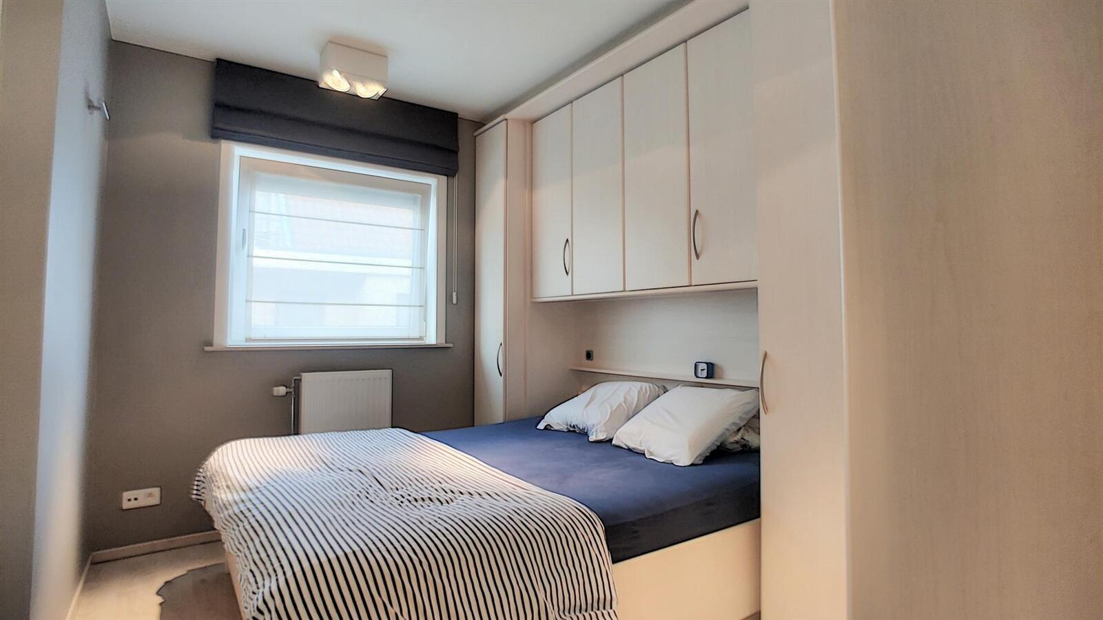 Knap, goed gelegen hoekappartement - Heist 