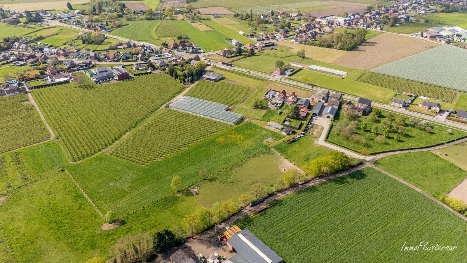 Charmante verder af te werken woning met paardenstallen en weide op ca. 1,7 ha te Geetbets 