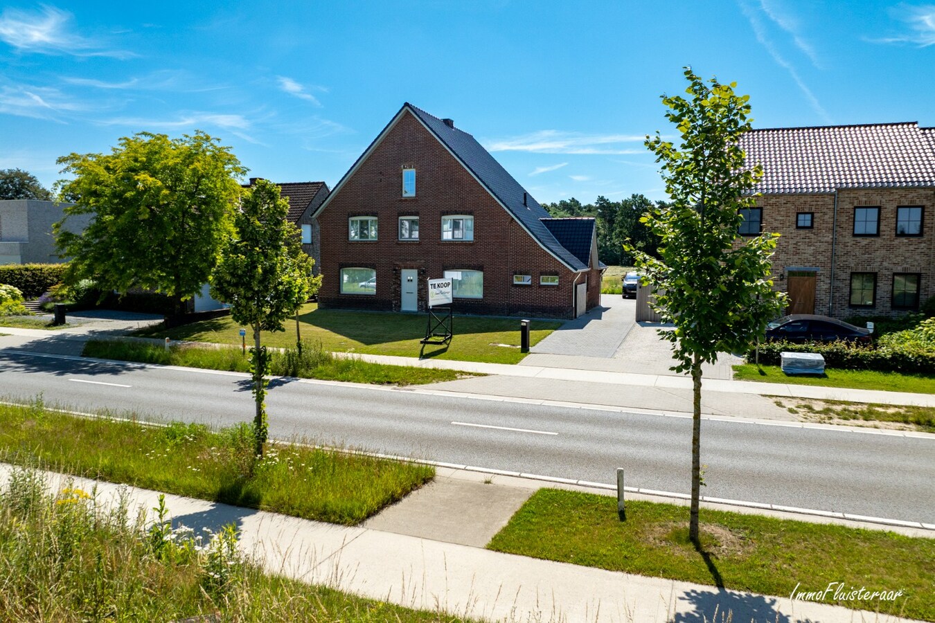 Gerenoveerde woning met weiland op ca. 1,2 ha te Bree 