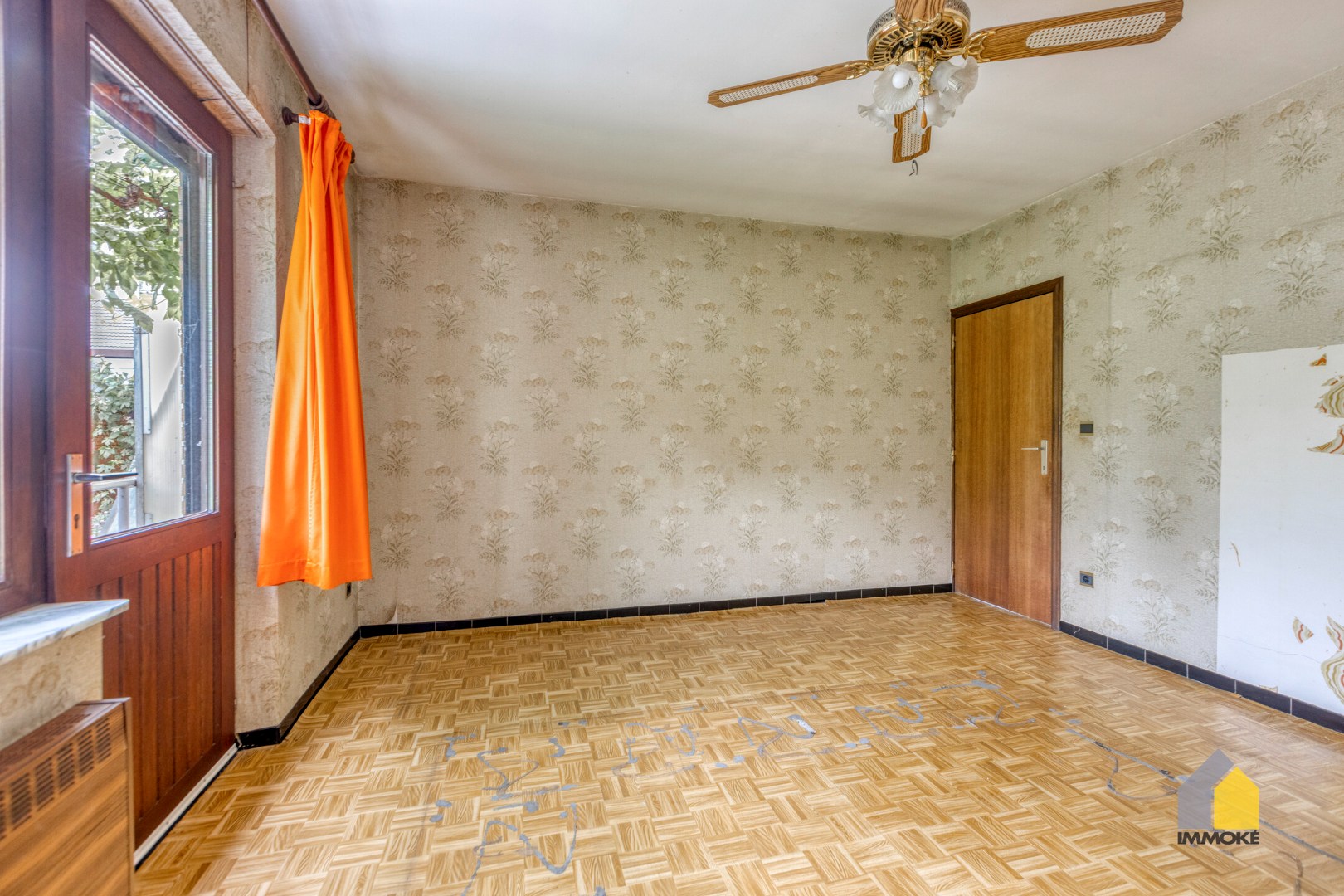 Op te frissen woning met 3 slpk op perceel van 5a 67ca. 