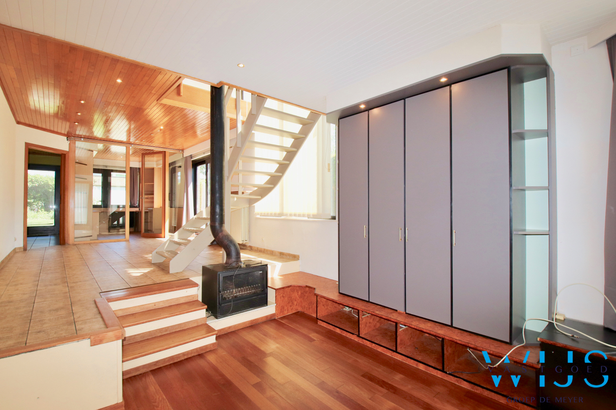 Lichtrijke woning op een toplocatie in Drongen ! 