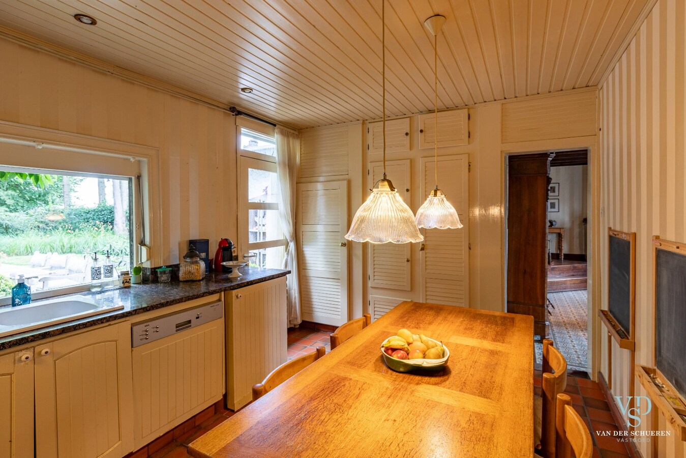 Charmante woning nabij centrum Gavere (op ca. 1255 m²) 